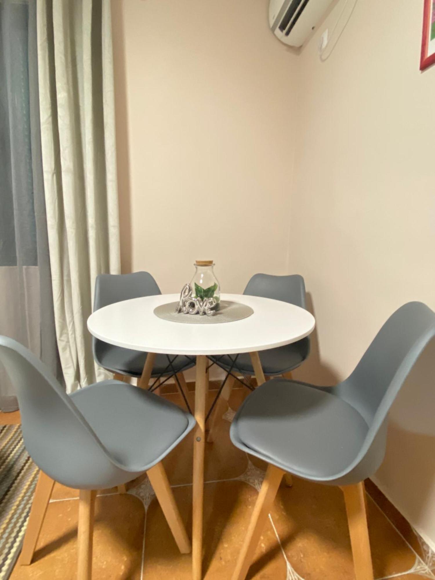 Aquata Apartments ติวัต ห้อง รูปภาพ